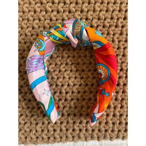 NEW Piggi International Knotted Silk Logo Headband Accessories Multi Color